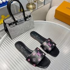 Louis Vuitton Slippers